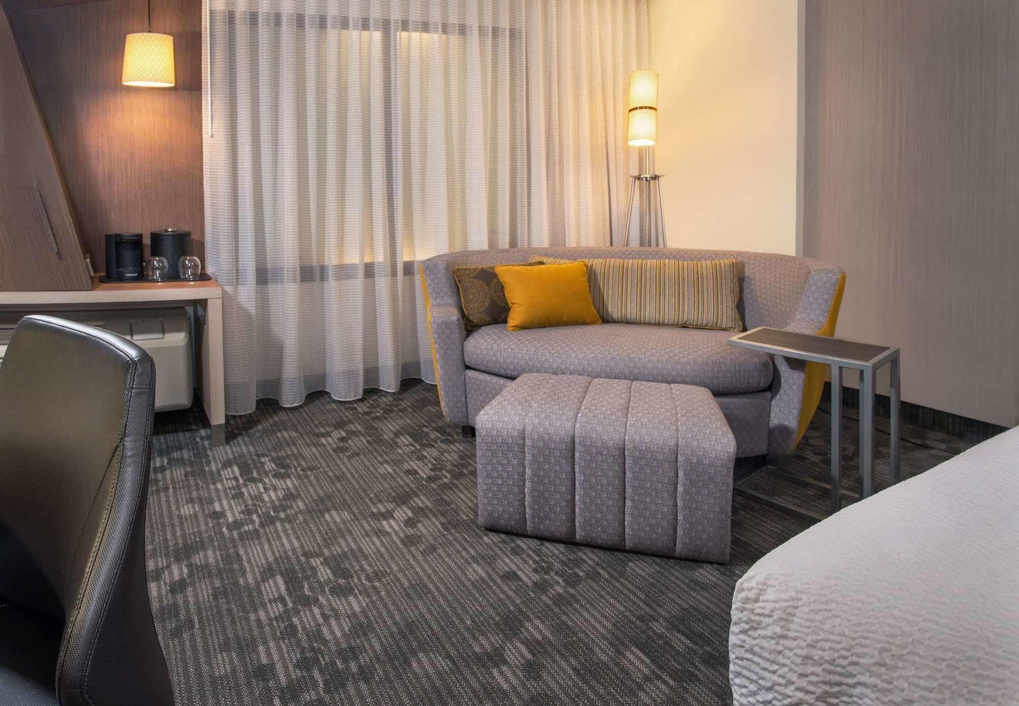 Courtyard By Marriott Somerset Zewnętrze zdjęcie